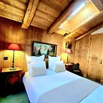 Apartment A Soulful Alpine Retreat In Megeve