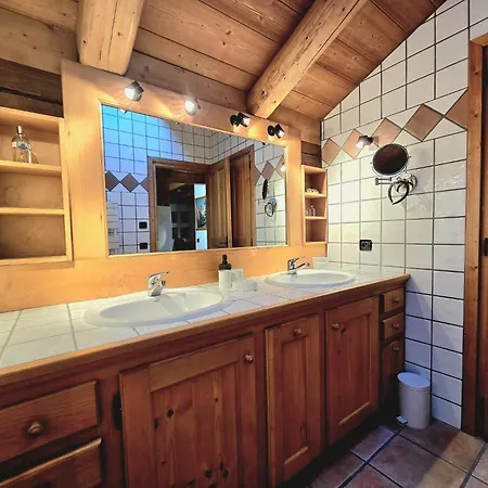 דירה A Soulful Alpine Retreat In
